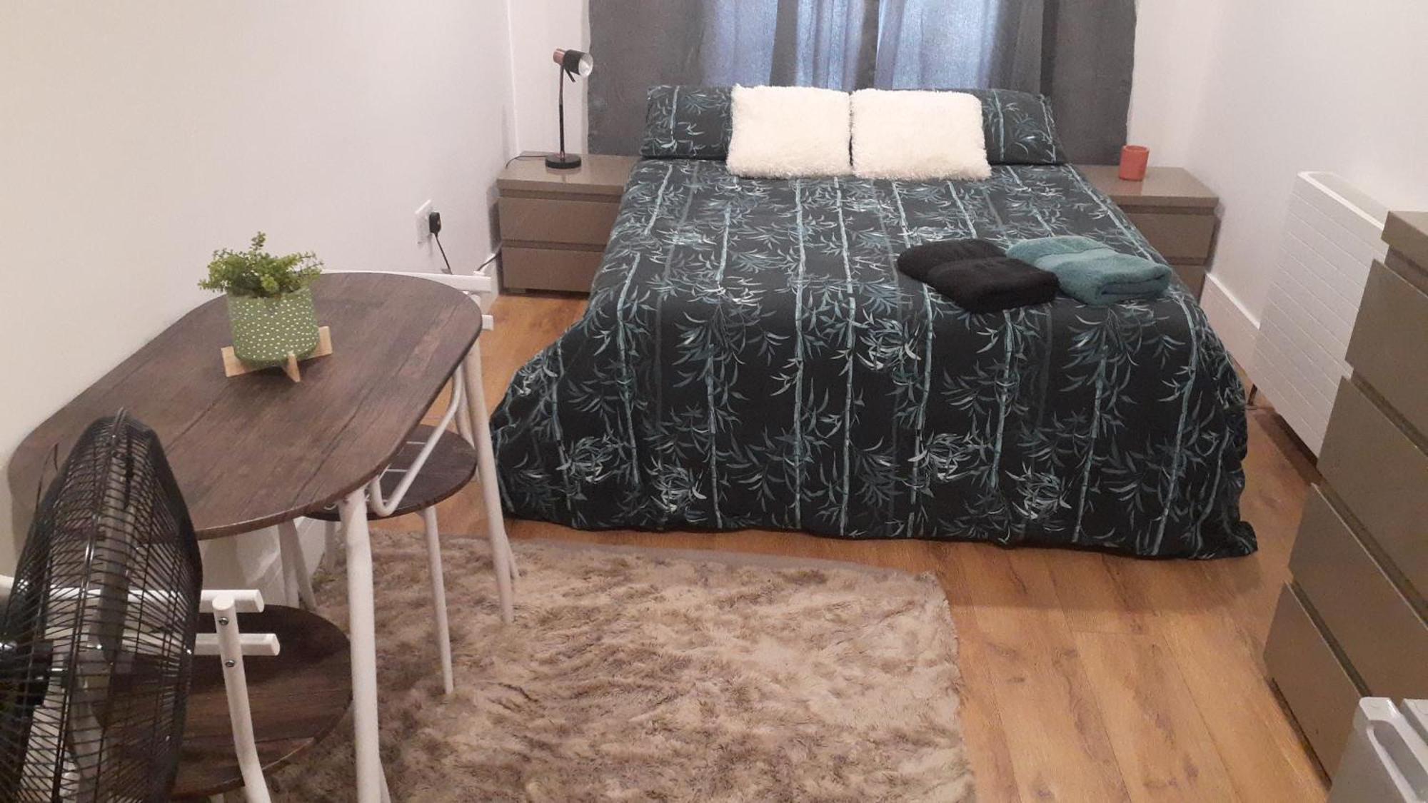 Apartamento King Azim Court Londres Exterior foto